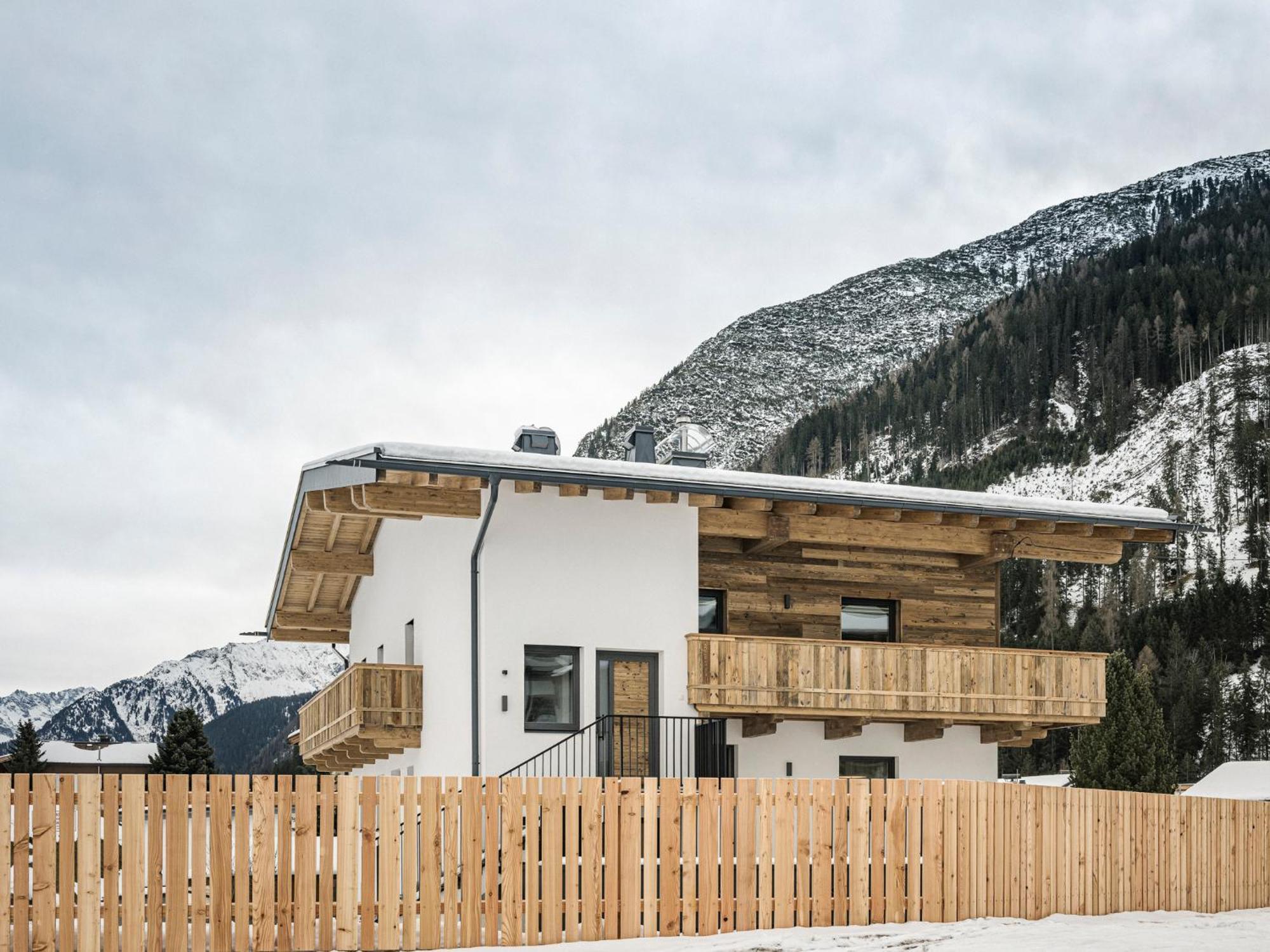 Ferienhaus Evelyn Tux Eksteriør bilde